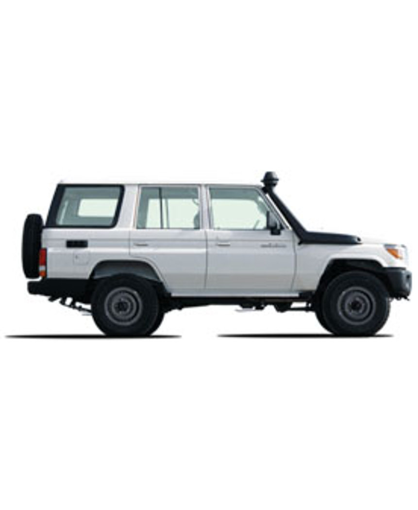 Side view Toyota Landcruiser Hardtop 76 5-door 