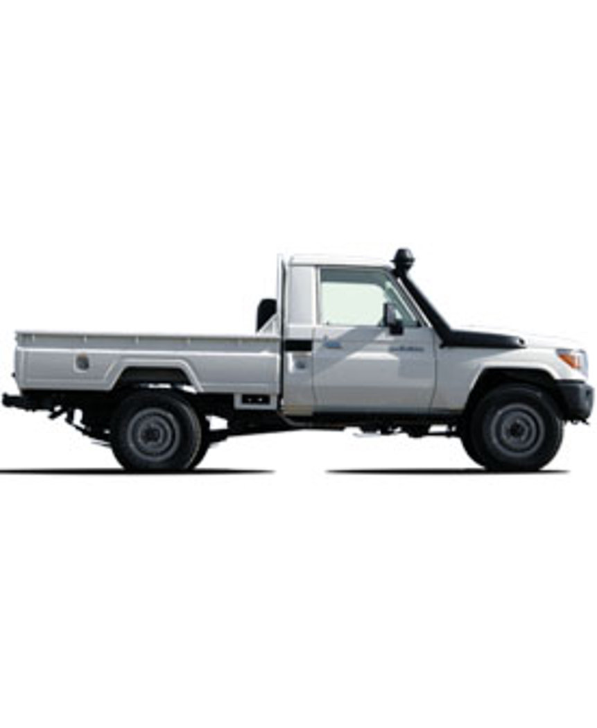 Side view Toyota Landcruiser Pickup Single Cabin